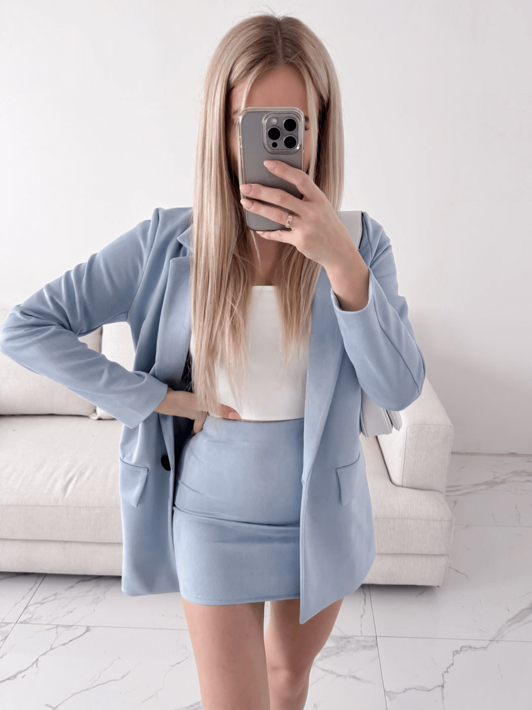 CORINA - ZAMSZOWY KOMPLET Z MARYNARKĄ I SPÓDNICĄ BŁĘKIT